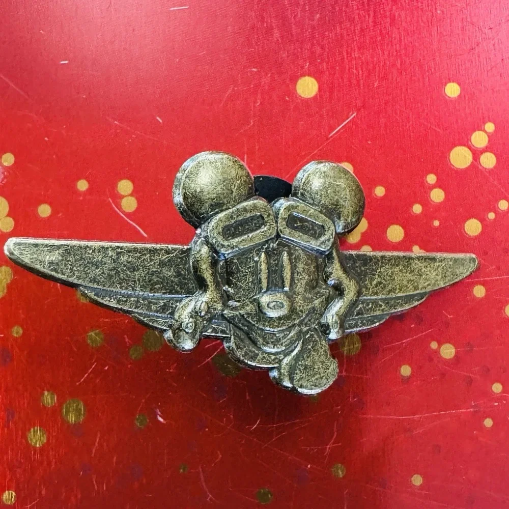 Mickey Mouse Bronze Airplane Aviator Flight Individual Disney Trading Pin